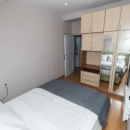 Lipa Centar Uzica شقة