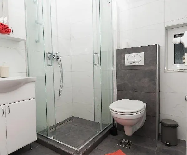 Lipa Centar Uzica Lägenhet